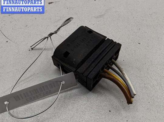 купить Разъем (фишка) проводки на Mercedes E-Class W210 (1995-2002)