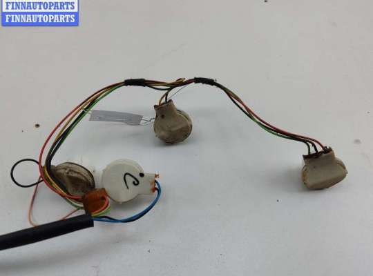 купить Патрон лампы фонаря на Peugeot 807