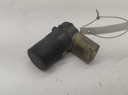 купить Датчик парковки (парктроник) задний на Audi A6 C5 (1997-2005)