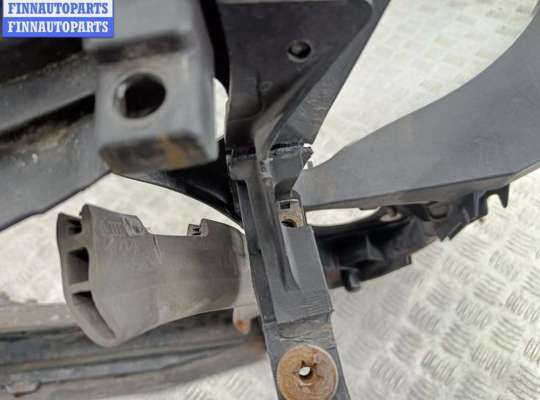 купить Рамка передняя (панель кузовная, телевизор) на Audi A4 B7 (2004-2008)
