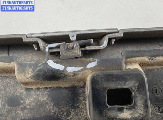 купить Молдинг крышки (двери) багажника на Mercedes M-Class ML W163 (1998-2004)