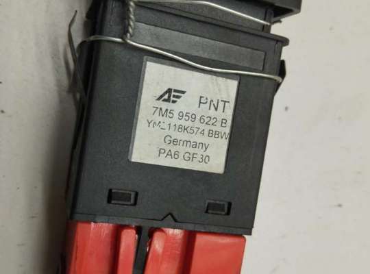 купить Кнопка обогрева лобового стекла на Ford Galaxy (2000-2006)