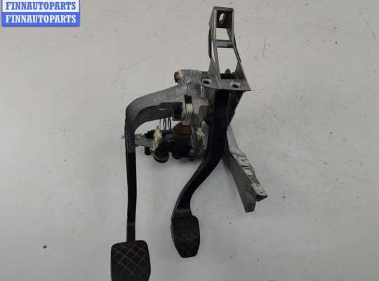 Купить Узел педальный на Volkswagen Passat B5+ (GP) Узел педальный VG2570684 на Volkswagen Passat B5+ (GP)