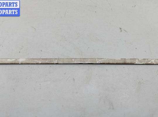 купить Молдинг двери передней левой на Audi A6 C5 (1997-2005)