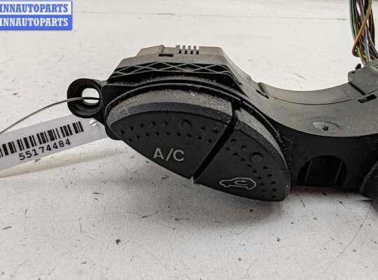 купить Кнопка обогрева заднего стекла на Ford Focus I (1998-2005)