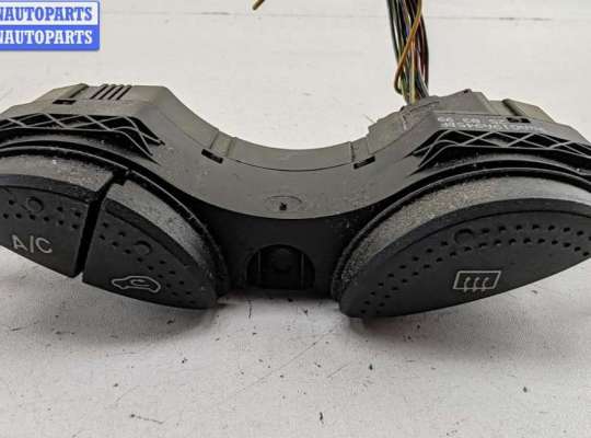 купить Кнопка обогрева заднего стекла на Ford Focus I (1998-2005)