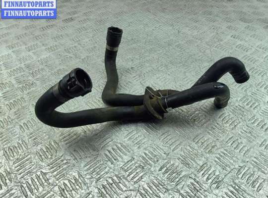 Купить Патрубок отопителя (печки) на Audi A6 C5 (1997-2005) Патрубок отопителя (печки) AU1708895 на Audi A6 C5 (1997-2005)