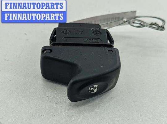 Кнопка стеклоподъемника заднего правого RN1572564 на Dacia (Renault) Logan