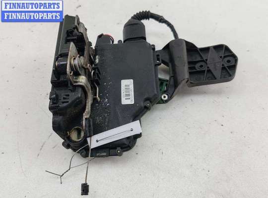 купить Замок двери передней левой на Volkswagen Passat B5+ (GP)