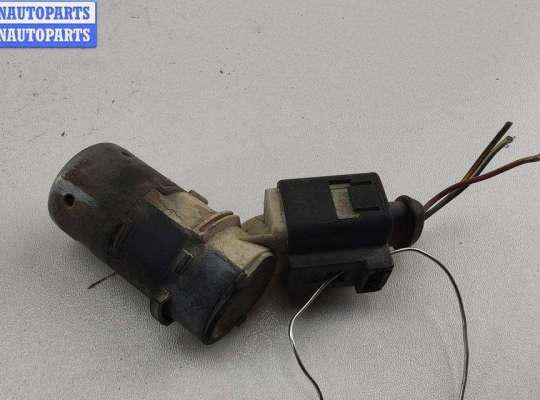 купить Датчик парковки (парктроник) задний на Audi A4 B7 (2004-2008)