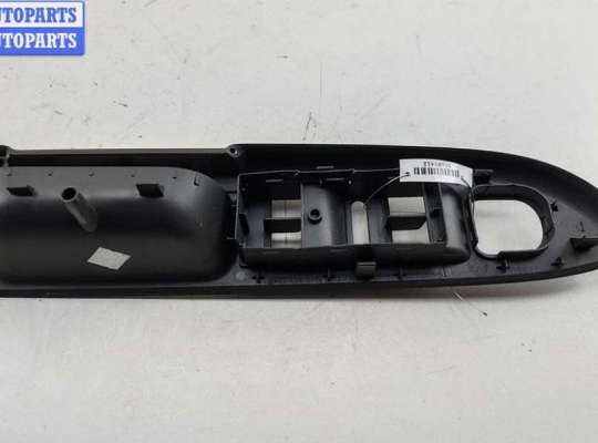 купить Ручка двери внутренняя передняя левая на Volkswagen Golf-5 Plus