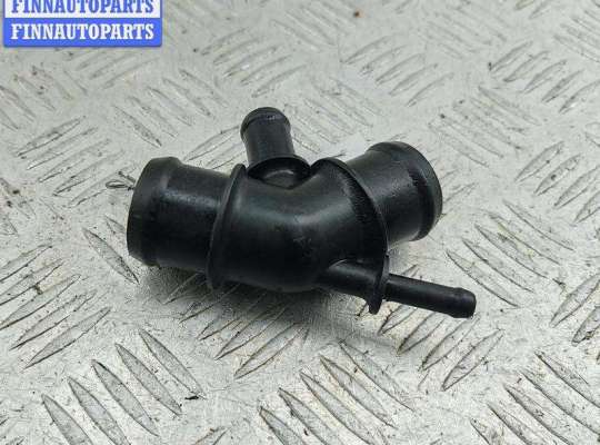 Фланец (тройник) системы охлаждения на Volkswagen Sharan I (7M)