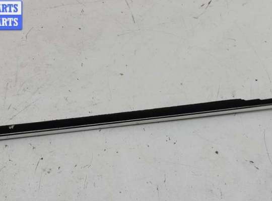 купить Молдинг стекла двери задней левой наружный на Volkswagen Passat B5+ (GP)