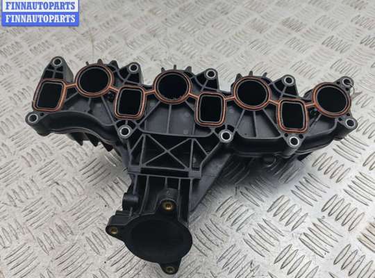 купить Коллектор впускной на Volkswagen Passat B7