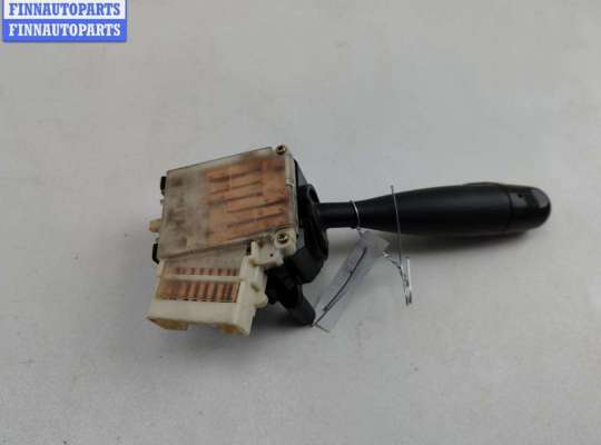 купить Переключатель поворотов на Toyota Yaris Verso