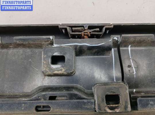 купить Молдинг крышки (двери) багажника на Mercedes M-Class ML W163 (1998-2004)