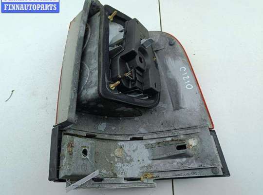 купить Фонарь задний левый на Ford Galaxy (2000-2006)