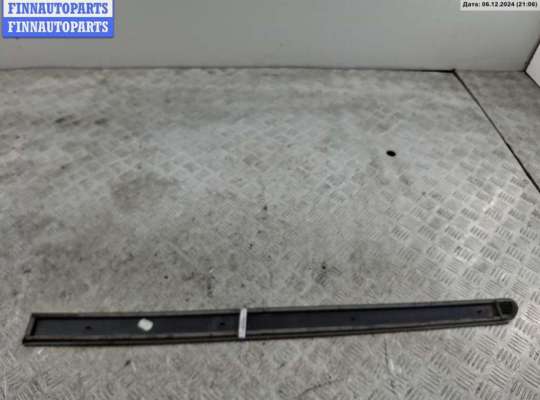 Молдинг на Opel Zafira B