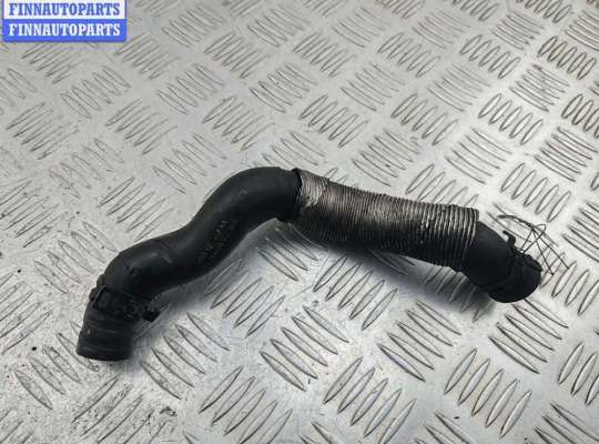 купить Патрубок отопителя (печки) на Volkswagen Passat B6