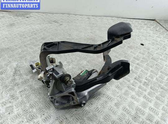 купить Узел педальный на Volkswagen Passat B5