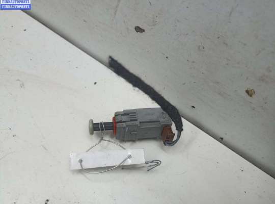 купить Датчик педали сцепления на Opel Astra H (2004-2009)