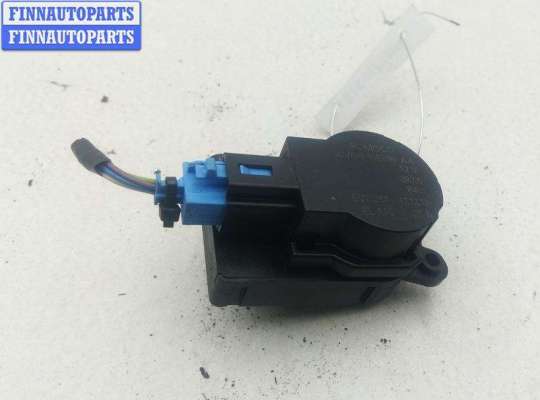 купить Моторчик заслонки отопителя на Ford Focus III (2011-2018)