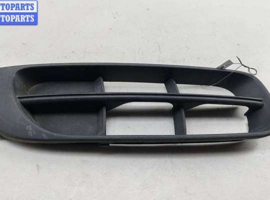 Решётка (заглушка) в бампер SK490188 на Skoda Fabia mk2 (5J)