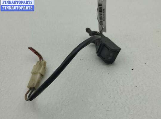 Форсунка омывателя ST339057 на Seat Cordoba (2003-2006)