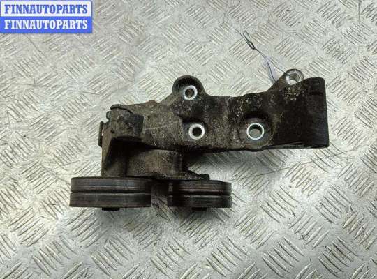 Кронштейн генератора OP2414446 на Opel Astra H (2004-2009)