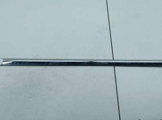 Молдинг двери задней правой VG2576950 на Volkswagen Passat B6