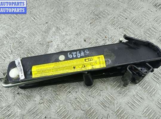 купить Домкрат на Volkswagen Passat B6