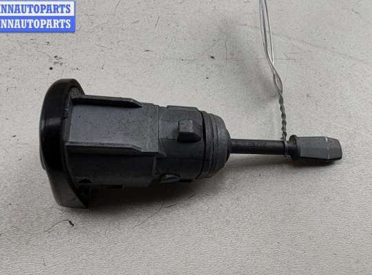 купить Личинка замка на Volkswagen Passat B5