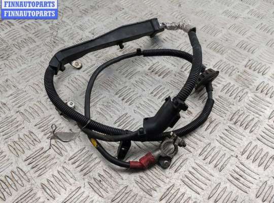 купить Клемма аккумулятора плюс на Audi A4 B6 (2001-2004)