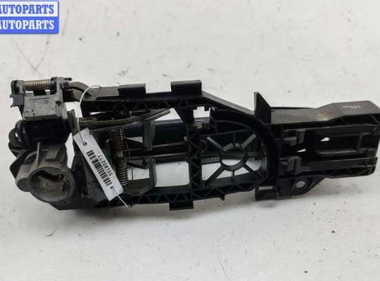 купить Ручка двери наружная передняя левая на Volkswagen Passat B6