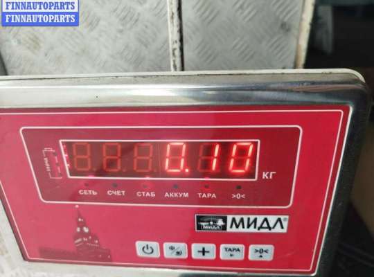 купить Молдинг двери передней левой на Volkswagen Golf-5