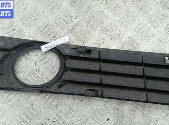 купить Рамка фары противотуманной левой на Audi A4 B6 (2001-2004)