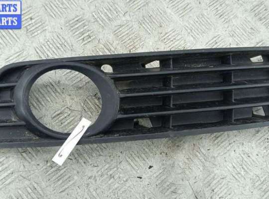 купить Рамка фары противотуманной левой на Audi A4 B6 (2001-2004)