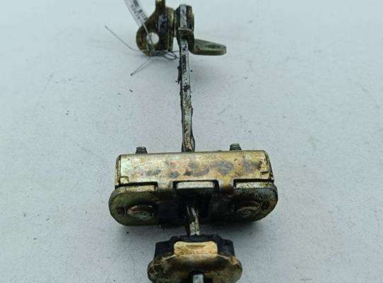 купить Ограничитель открывания двери передней на Mercedes Sprinter W901-W905 (1995-2006)