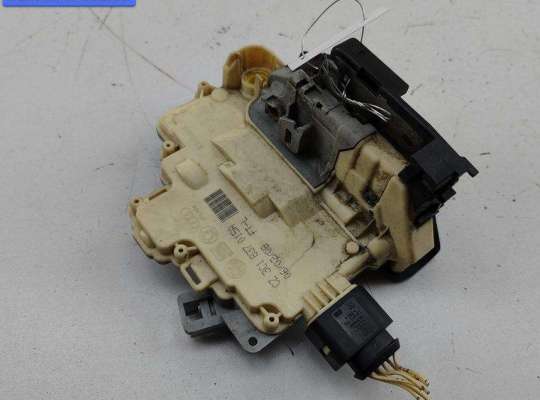 купить Замок двери передней левой на Volkswagen Passat B6