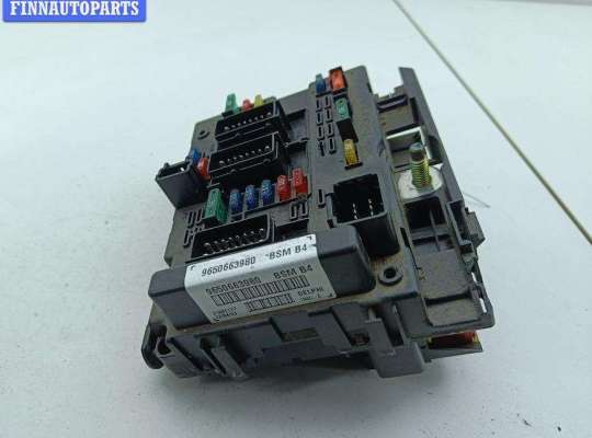 Блок предохранителей CT1069936 на Citroen Xsara