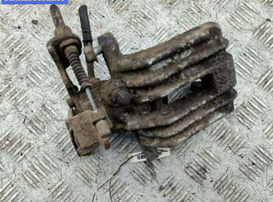 купить Суппорт задний левый на Volkswagen Passat B5