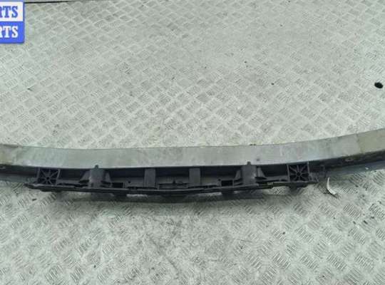 купить Усилитель бампера переднего на Opel Astra H (2004-2009)