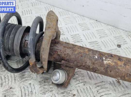 купить Стойка подвески передняя правая на Volkswagen Golf-5