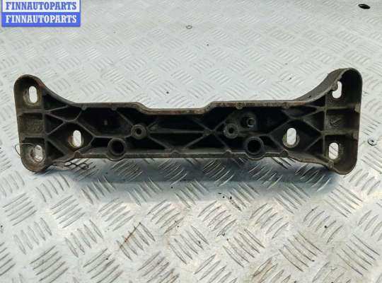 Купить Кронштейн КПП опорный на BMW 5 E39 (1995-2003) Кронштейн КПП опорный BM3567396 на BMW 5 E39 (1995-2003)