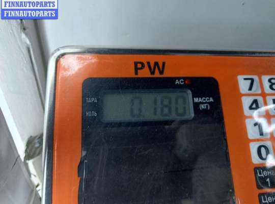 купить Рамка фары противотуманной левой на Volkswagen Golf-5