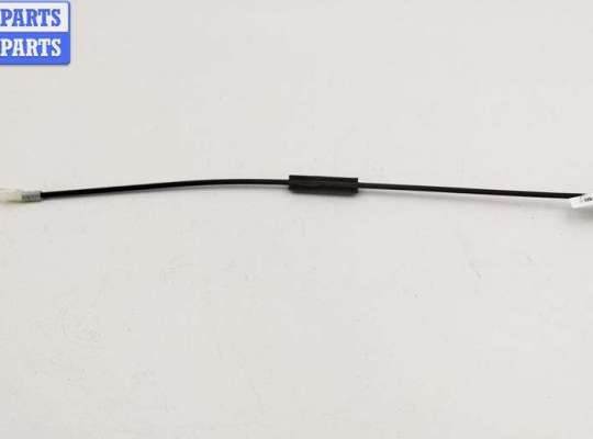 Трос двери передней OP2424791 на Opel Astra H (2004-2009)