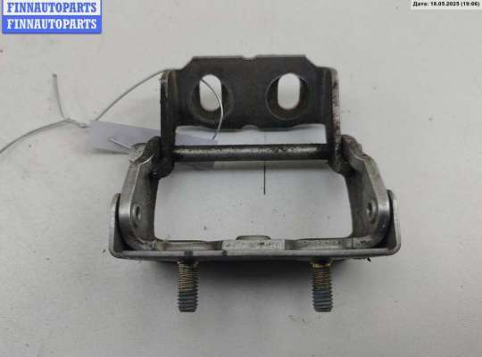 купить Петля крышки (двери) багажника на Ford Focus I (1998-2005)