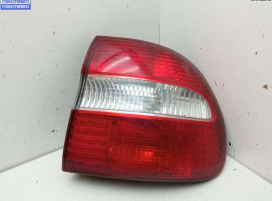 купить Фонарь задний правый на Volvo S40 / V40 (1995-2004)