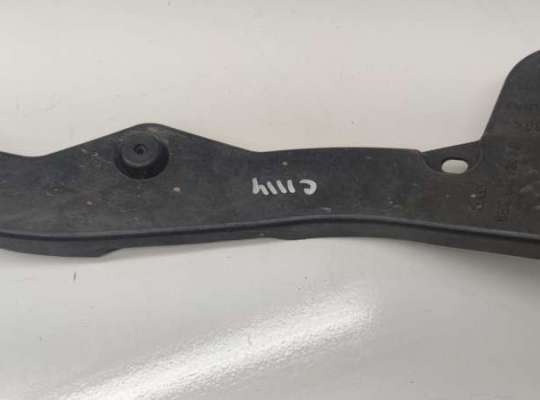 купить Кронштейн бампера заднего на Audi A4 B7 (2004-2008)