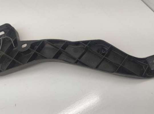 купить Кронштейн бампера заднего на Audi A4 B7 (2004-2008)